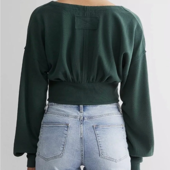 NWOT Free People, We The Free, All Nighter Long Sleeve Crop Top. Medium - Picture 2 of 5